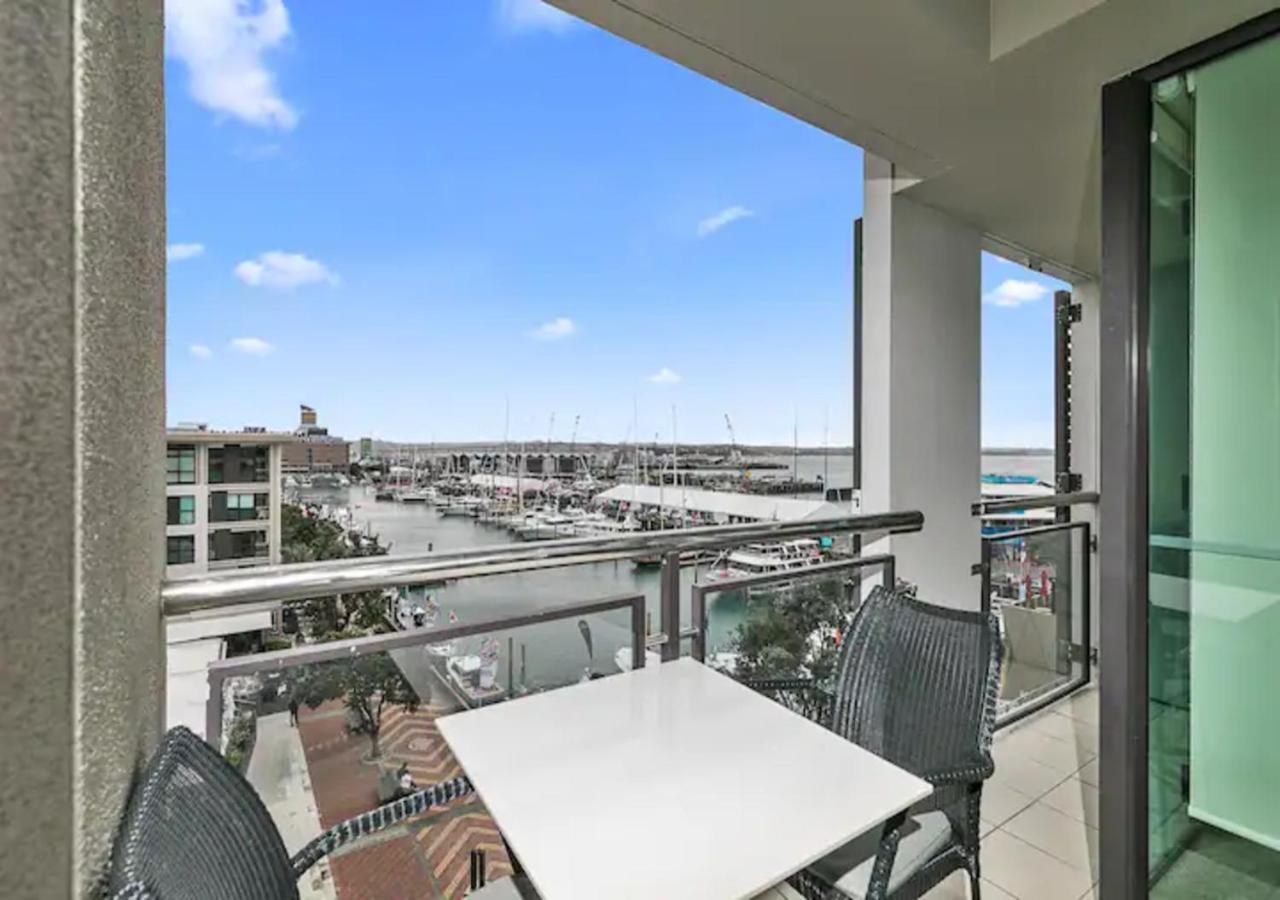 Sophisticated Spacious Apt W Stunning Harbour View Auckland Exterior foto